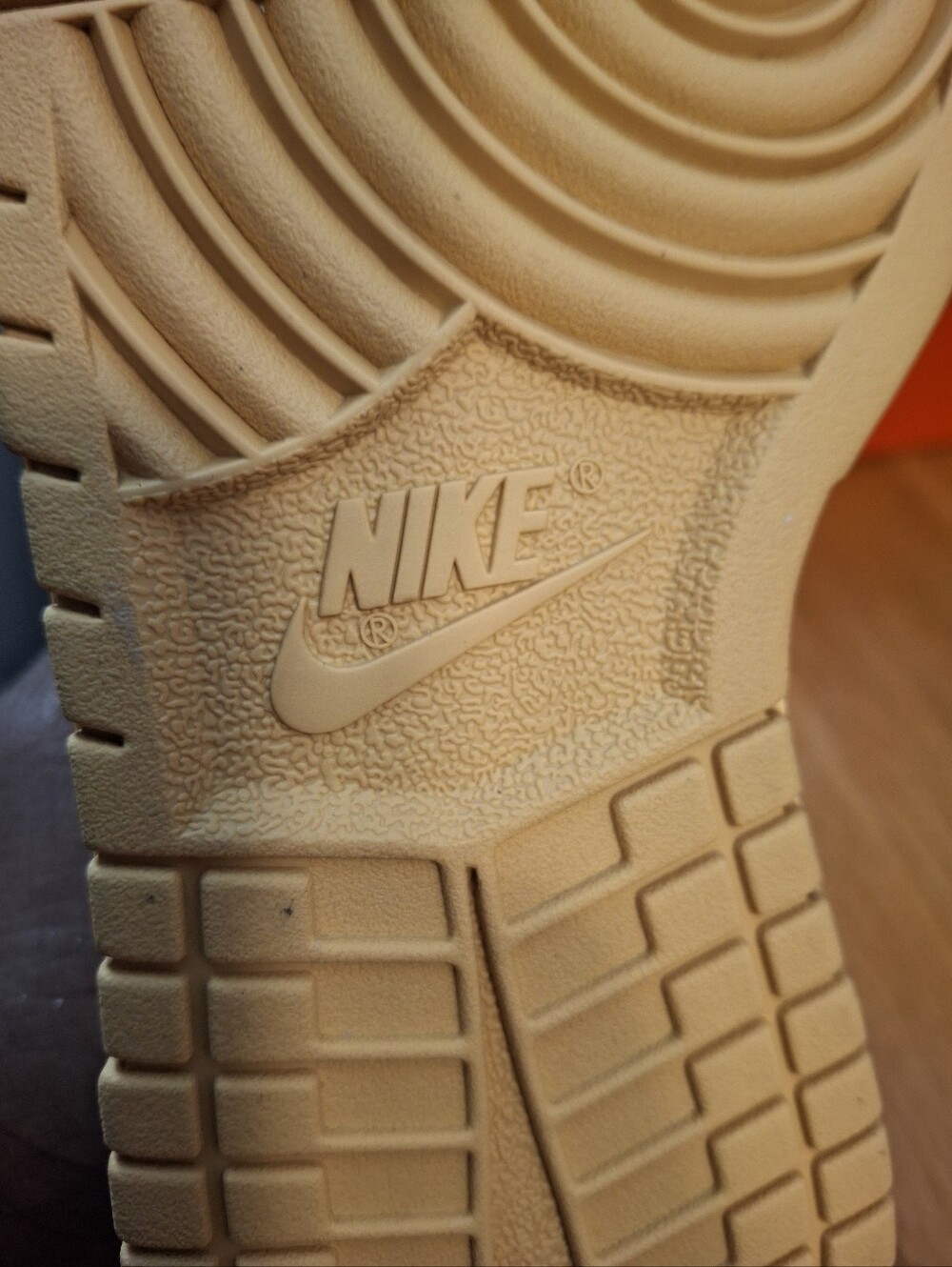 Nike Dunk Low ( GS) - Picture 10 of 16